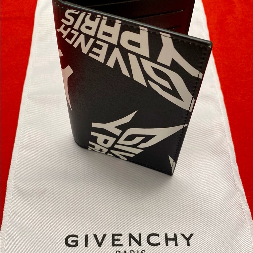 Givenchy wallet
